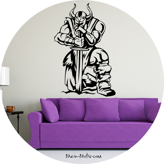 Wandtattoo Wikinger mit Schwert kniend