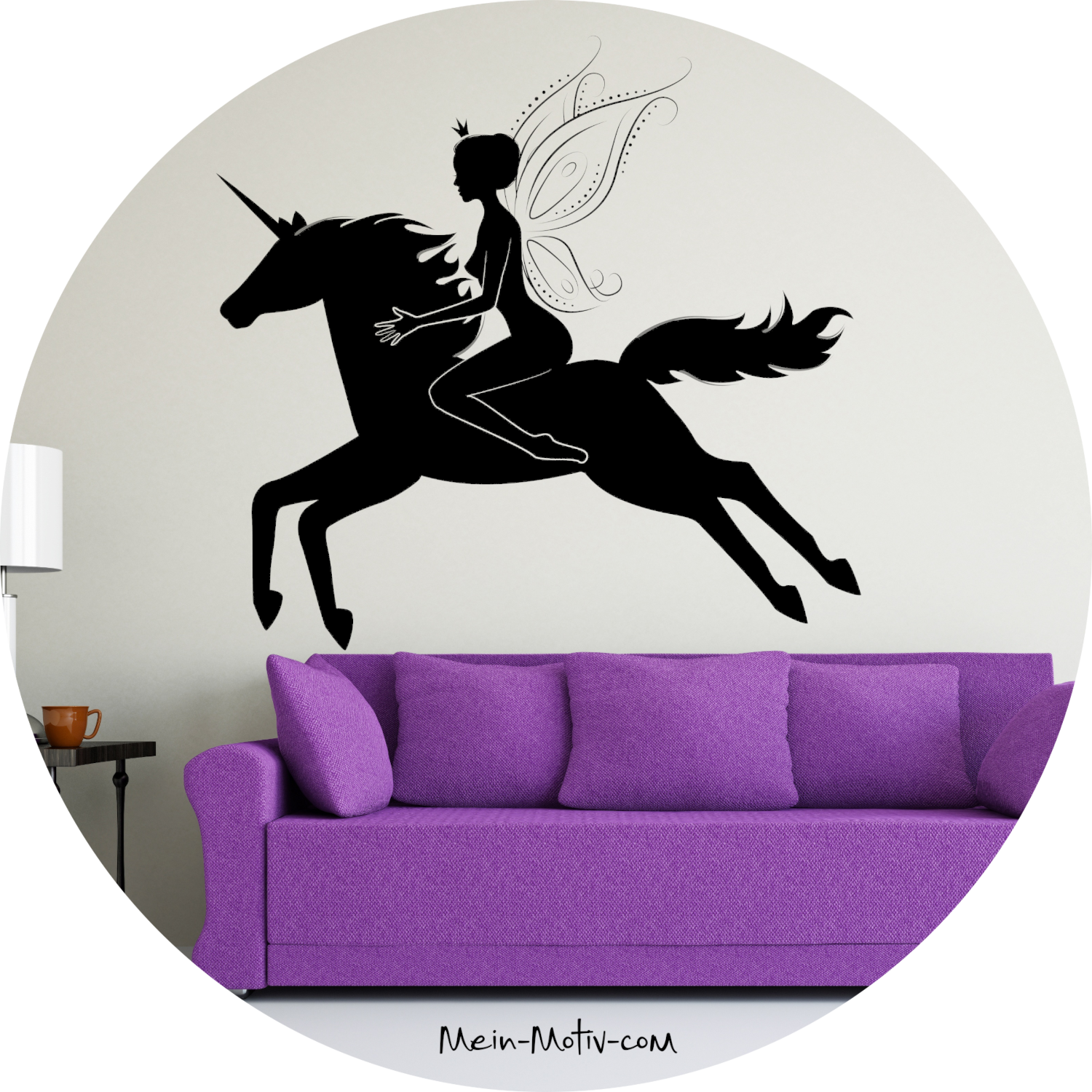 Wandtattoo Fee auf einem Einhorn