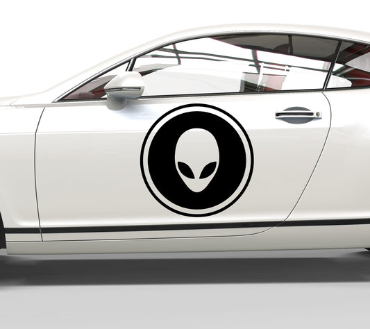 Autoaufkleber Alien umkreist