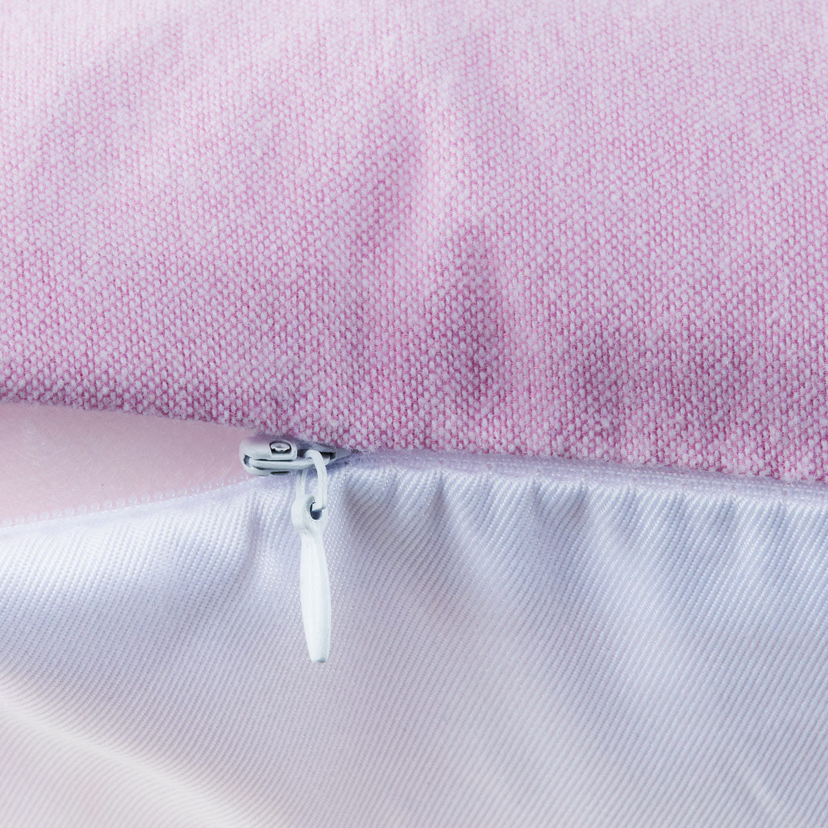 Stickservice auf Kissenbezug